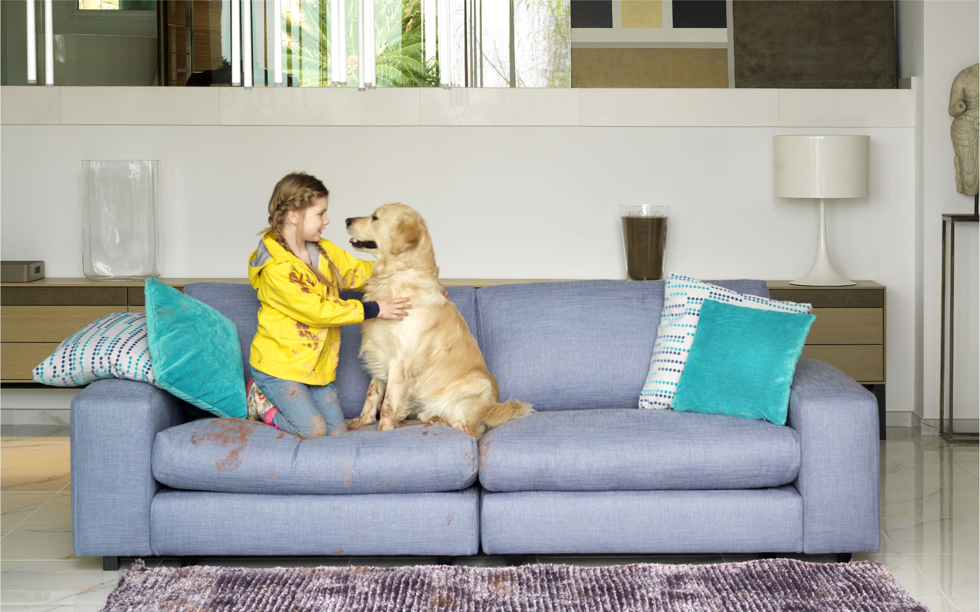 Cómo limpiar un sofá con tapicería Aquaclean 