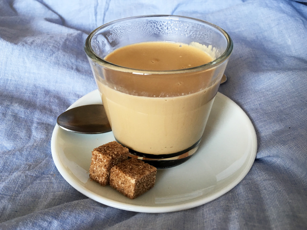 recetas delikatissen postres rápidos postres pudding postres individuales postres fáciles postres con nata postres con café Panna cotta de café 