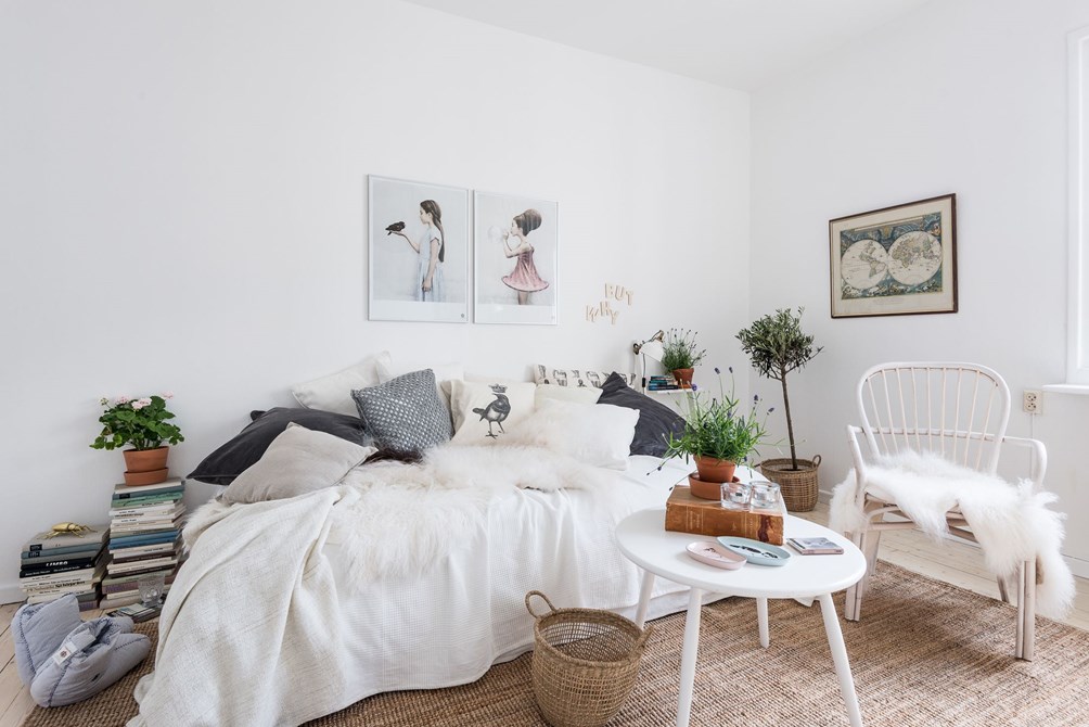 Plantas en el dormitorio estilo nórdico escandinavo decorar con plantas flores decoración pisos pequeños decoración dormitorio decoración comedor decoración colores claros blog decoración nórdica 