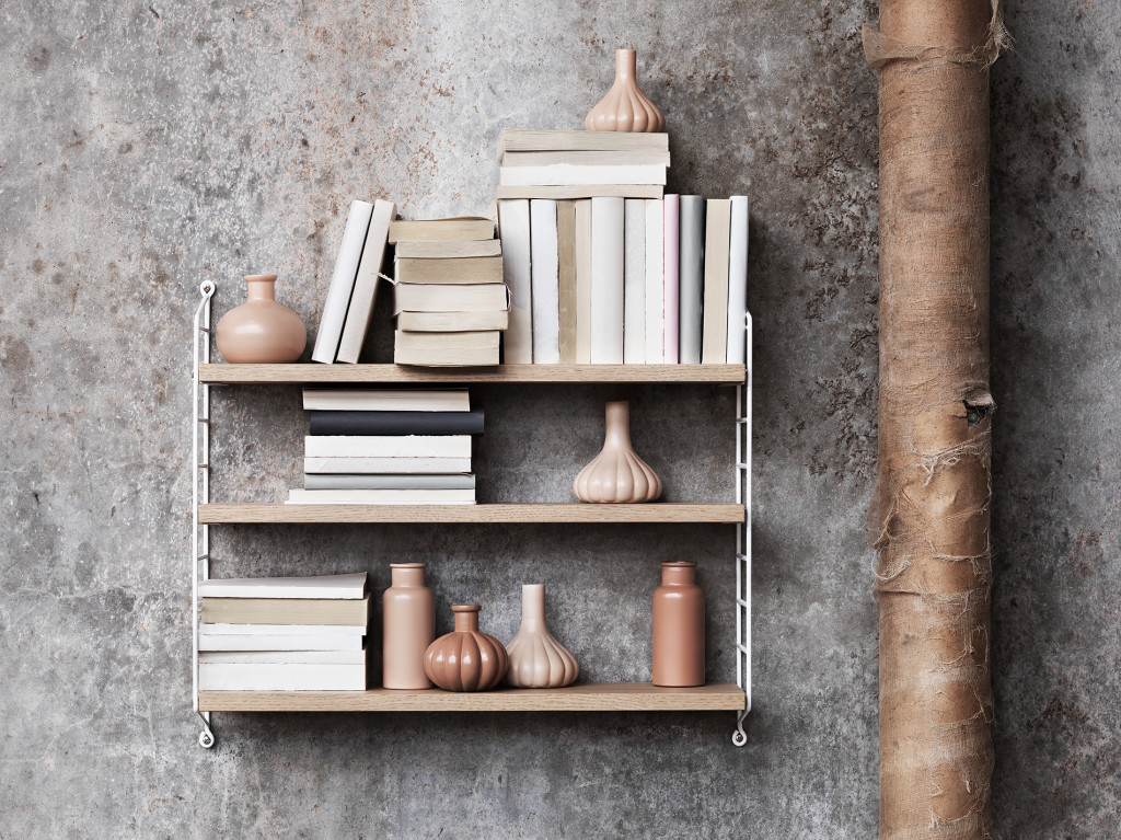 tiendas diseño complementos hogar estanterías modulos metal madera Estantería String Pocket diseño sueco diseño nórdico decoración interiores compras online diseño nordico blog decoración nórdica 