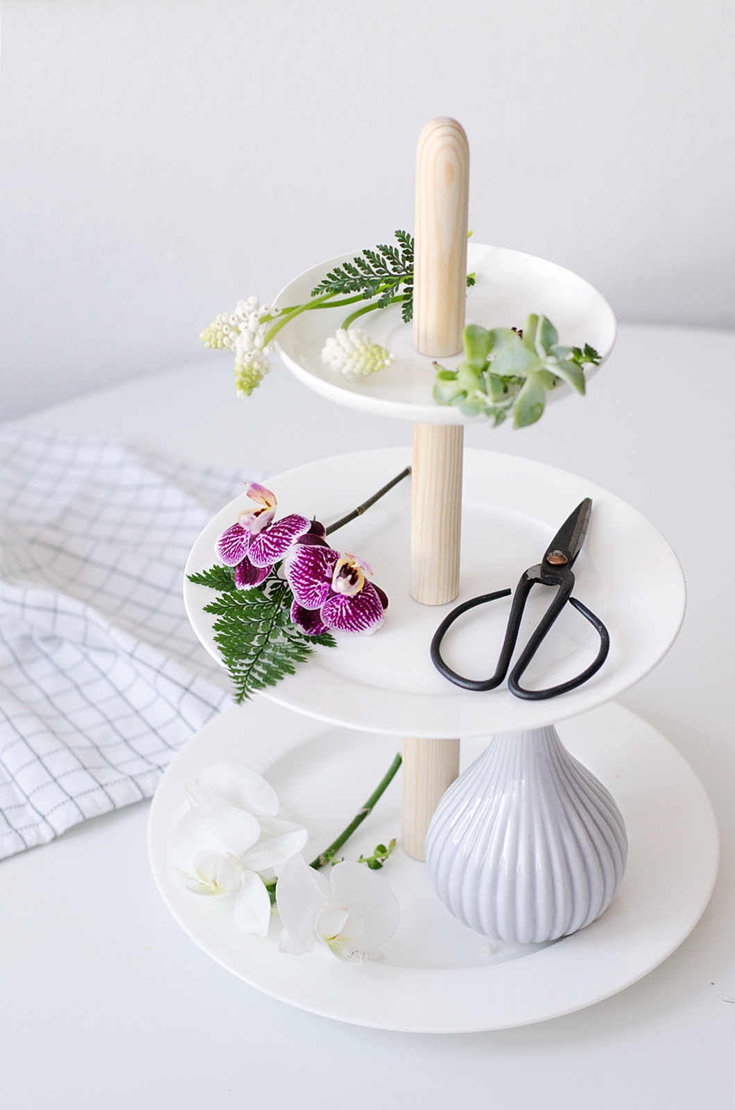 porta tartas porta dulces mesas de verano manualidades deco frutero de pisos frutero casero estilo nórdico diy hazlo tu mismo decoración mesas bandejas buffets bandeja de pisos de servir 