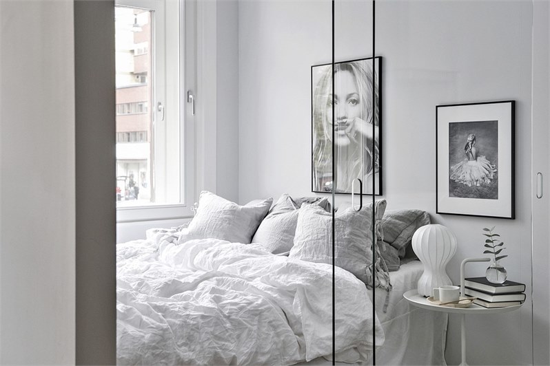 puertas de cristal pared divisoria cristal Pared corredera de cristal estilo nórdico estilo escandinavo decoración pisos pequeños decoración minipisos 