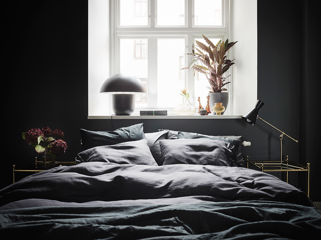 planta abierta mini piso decoración estilo nórdico negro estilo nórdico blanco estilo escandinavo dormitorio en negro diáfano decoración negro 
