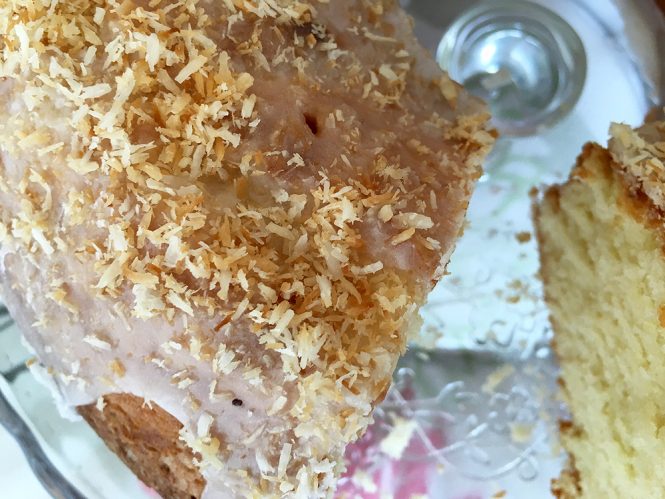 Coconut bundt cake (bizcocho delicioso y jugoso de coco)