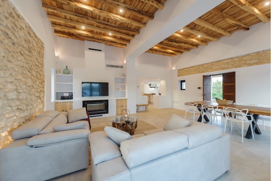 villa vacaciones ibiza villa alquiler ibiza estilo mediterráneo decoración mediterránea decoración ibiza decoración blanco madera 