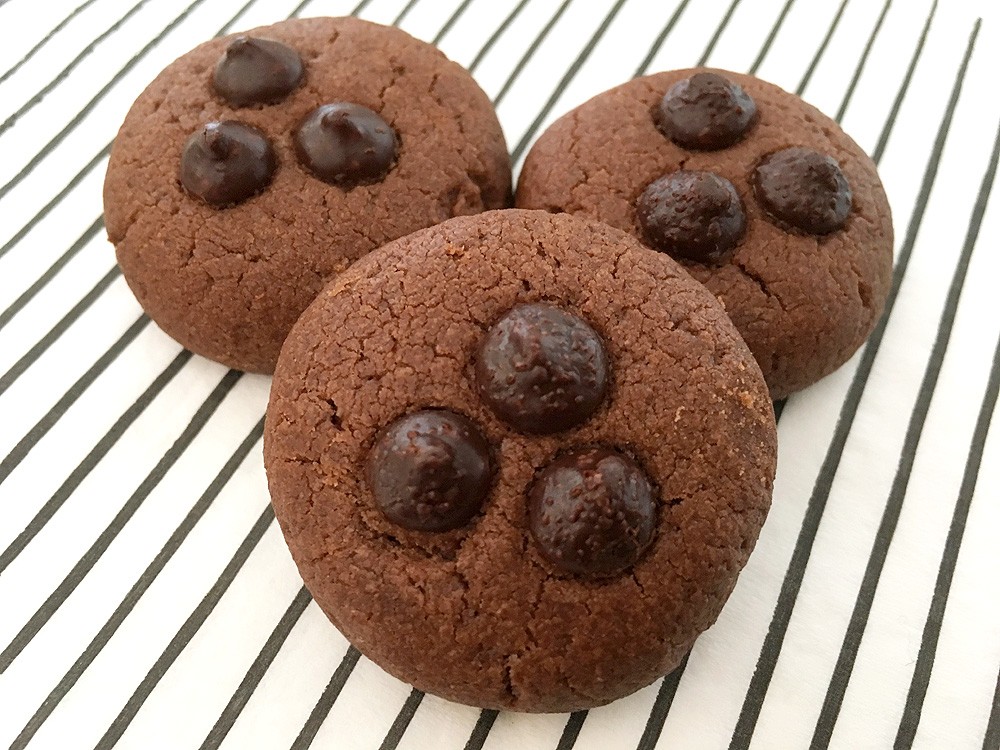 galletas secas galletas pequeñas galletas fáciles galletas de hacer bolitas galletas de chocolate galletas de cacao galletas caseras cookies chocolate cookies 