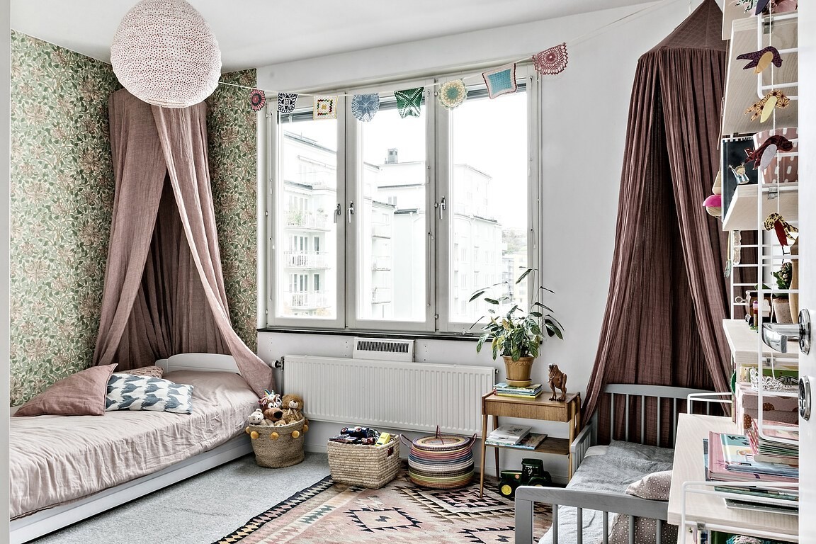 scandinavian interiors scandinavian bedroom habitación infantil nórdica dormitorio para dos niños dormitorio nórdico dormitorio escandinavo decoración habitación infantil camas infantiles con dosel 