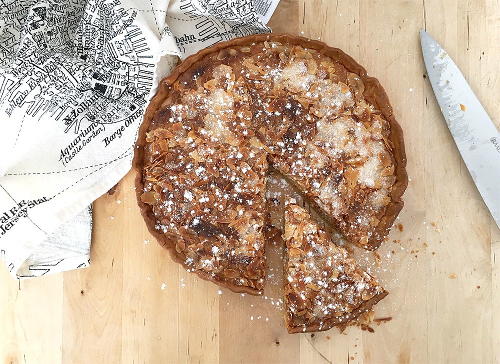 torta di mandorle tartas rápidas tartas fáciles tartas de almendras postres italianos italian pie italian make ahead dessert italian desserts italian almond tart easy cake baker almond tart recipe almond tart almond sweets almond pie almond dessert almond cake 