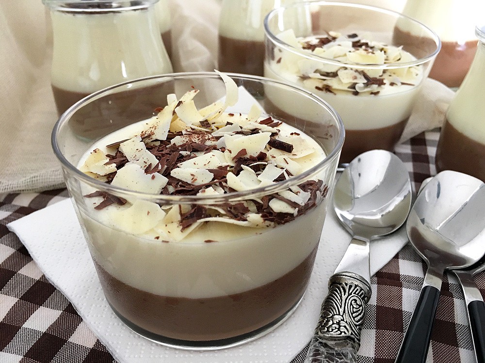 delikatissen white chocolate pudding vasitos de 2 chocolate tarta 3 chocolates recetas rápidas recetas delikatissen recetas con chocolate pudding de chocolate postres fríos postres fáciles postres en vasitos postres 4 ingredientes easy pudding dessert easy glass dessert dark chocolate pudding 4 ingredients dessert 