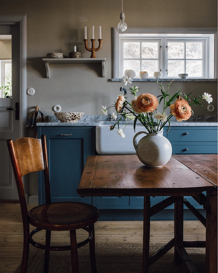 vintage interiors vintage decor scandinavian kitchen vintage scandinavian house scandi kitchen reformar sin obras old kitchen muebles vintage muebles de cocina antiguos decoración vintage colorful decor cocina vieja classic decor charming vintage kitchen casa viejo decoración 