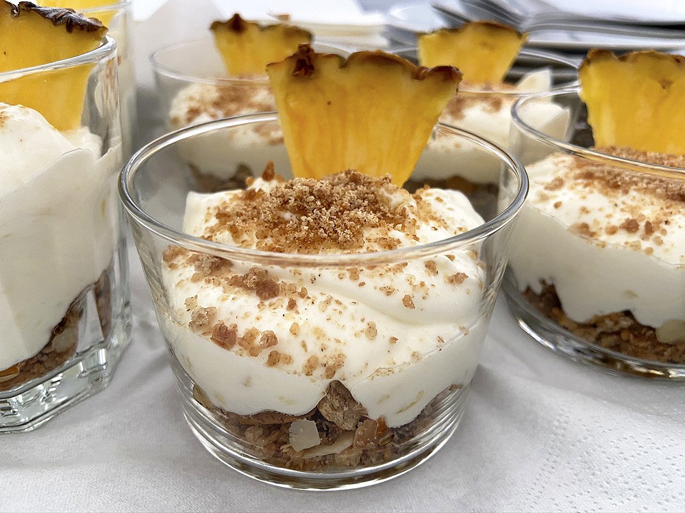 recetas delikatissen pudding dessert pudding de queso y piña postres tipo pudding postres rápidos postres fríos postres fácile postres de vasito postres con coco postre lacteo pineapple pudding easy pudding dessert easy glass dessert easy dessert crujiente para postres crujiente en la sartén crema de piña 