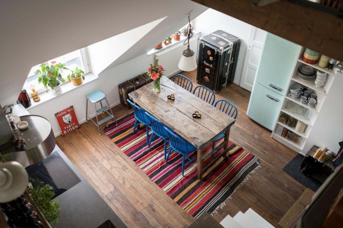 scandinavian kitchen vintage scandinavian apartment scandi kitchen piso viejo decoración piso con librería old kitchen muebles vintage muebles de cocina antiguos distribución diáfana decoración vintage cocina vieja charming vintage kitchen boho style bohemian style 