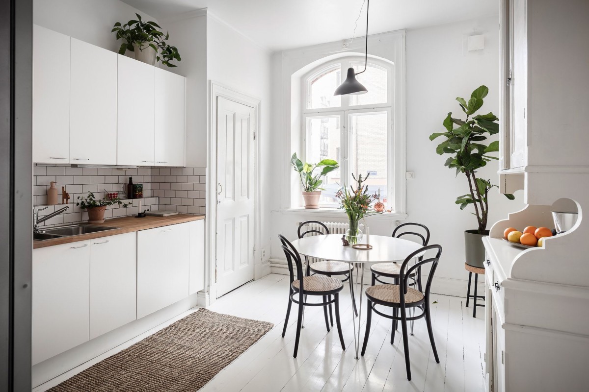 white kitchen storage furniture small apartment scandinavian student apartment scandinavian light scandinavian furniture pisos pequeños 1 persona pisos para estudiantes pequeñas viviendas nordic small apartment modern scandinavian style modern nordic style little apartment kitchens storage apartment for students almacenaje cocina 