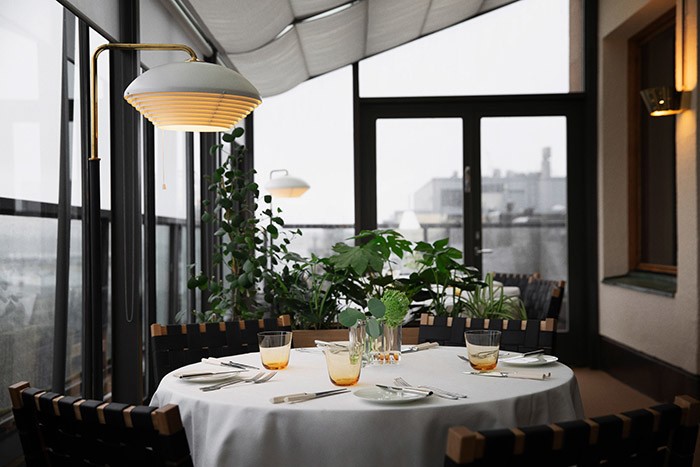 Savoy Helsinki interior Savoy Helsinki indretning Savoy Helsinki decor restaurant Savoy Helsinki restaurant decor Finland michelin restaurant michelin guide Finland finish restaurant decoración restaurante Savoy Helsinki decoración restaurante nórdico decoración Finlandia 