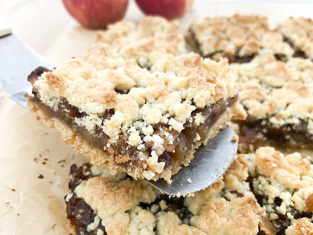 delikatissen tarta de manzana para principiantes tarta de manzana facil tarta de frutas tarta crumble de manzana repostería fácil recetas delikatissen postre de manzana la tarta de manzana más fácil del mundo fruit pie easy pie easy fruit tart easy fast apple pie easy crumble pie easy apple pie Crumble de manzana barritas de manzana apple tart apple dessert apple cake 