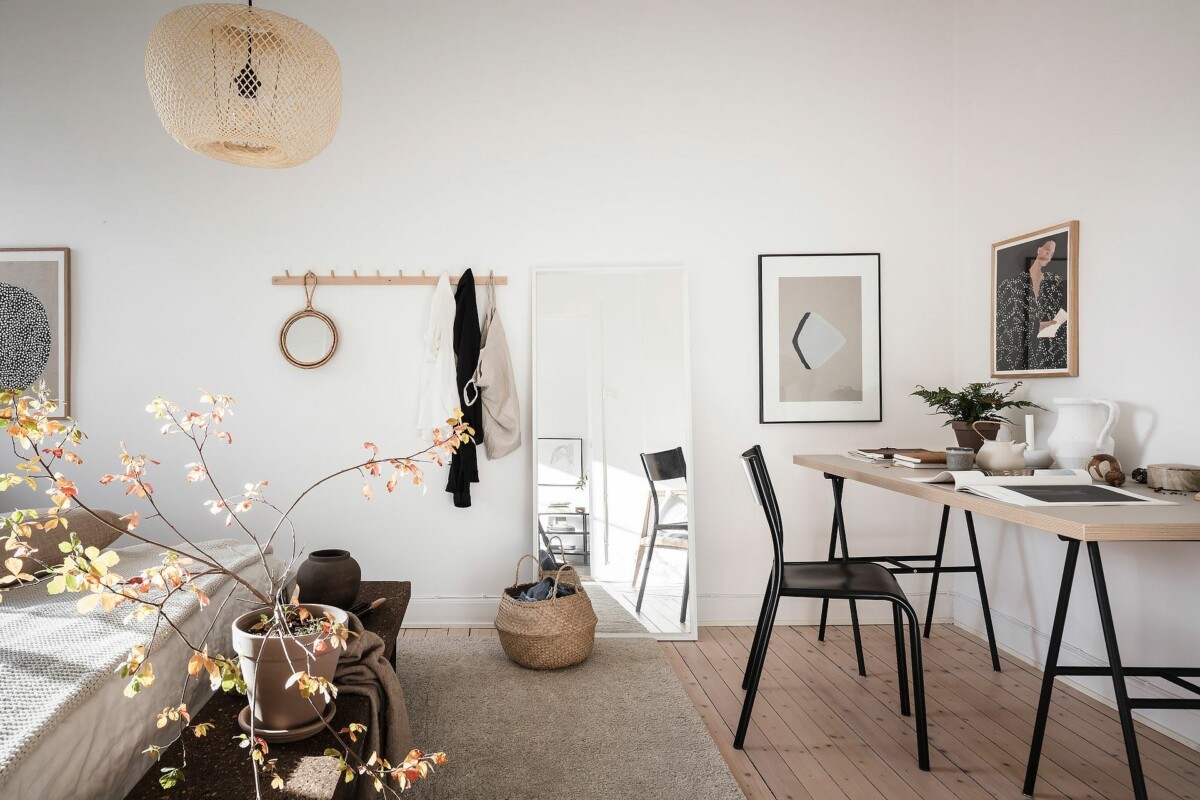 work from home decor tiny scandi apartment tiny home tiny apartment teletrabajo en casa teletrabajo decoración swedish decor scandinavian style scandinavian decor rincón de trabajo en casa modern interiors mini despacho home work decor home office decor home office decoracion teletrabajo decoración mesa trabajo en casa decoracion espacios trabajo decoración dormitorio 
