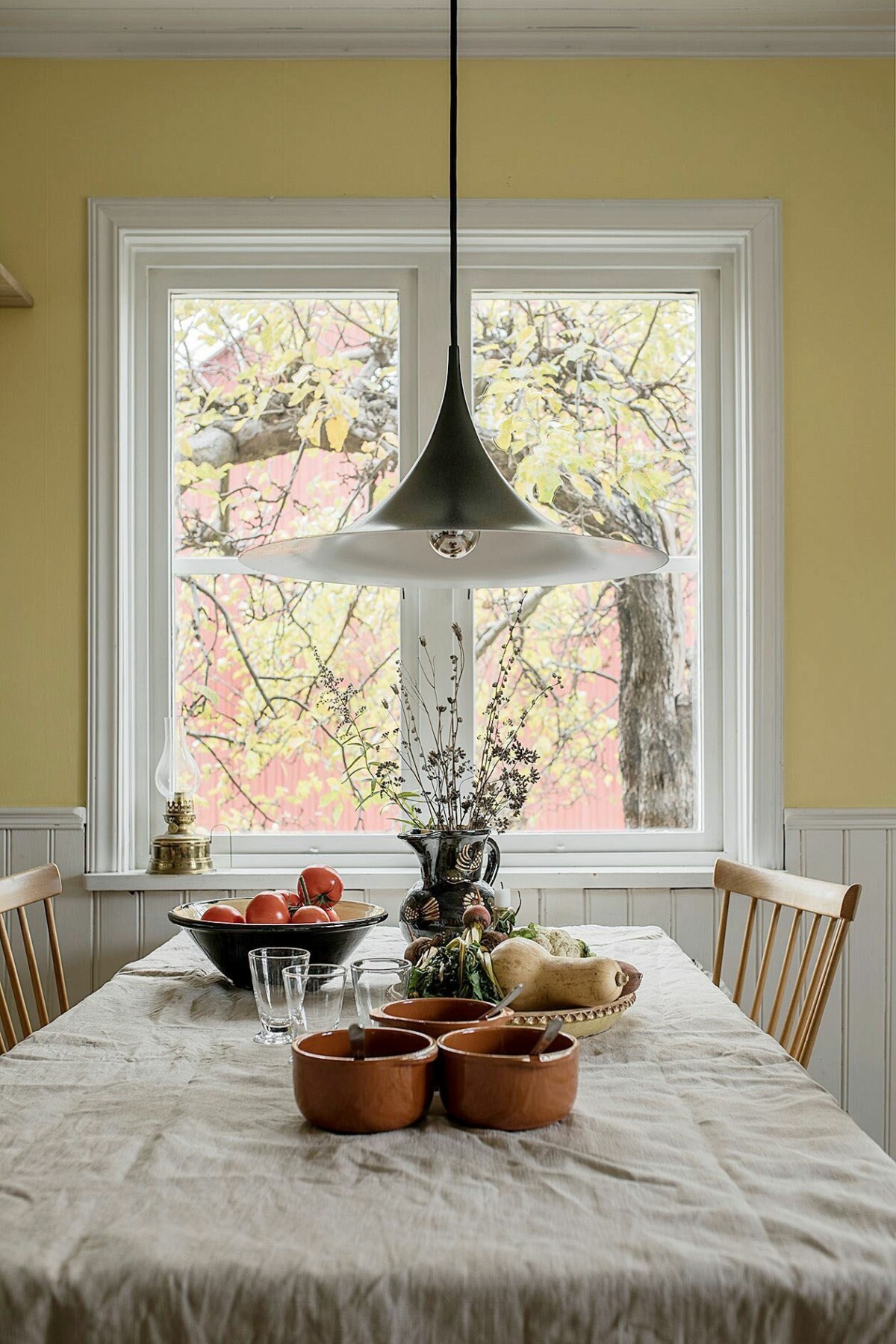 vintage interiors vintage decor scandinavian kitchen vintage scandinavian house scandi kitchen rustic style reformar sin obras old kitchen muebles vintage muebles de cocina antiguos decoración vintage colorful decor cocina vieja classic decor charming vintage kitchen casa vieja decoración casa nórdica rústica 