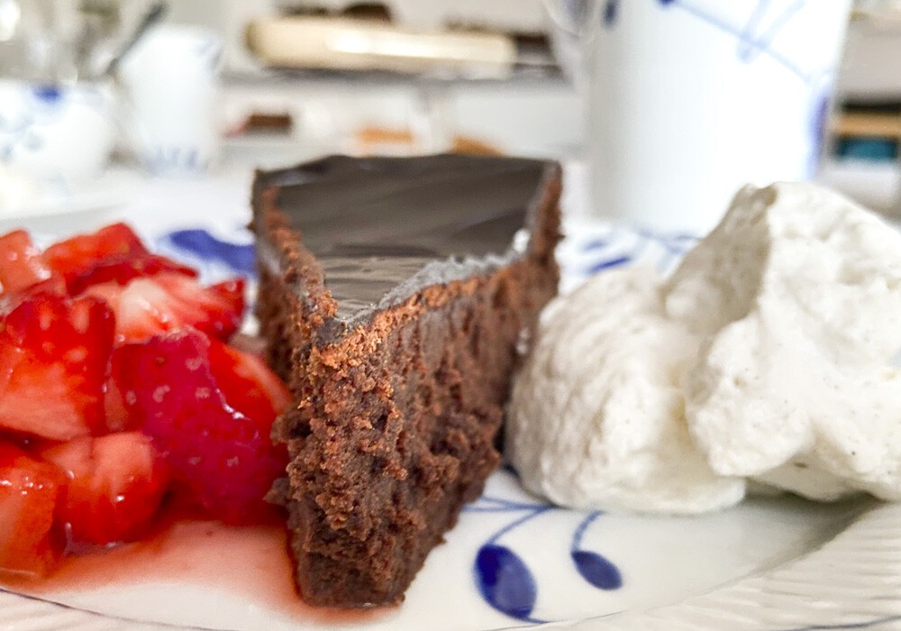 tarta francesa de chocolate tarta facilísima de chocolate postres con chocolate postre denso chocolate postre de 4 ingredientes french chocolate cake french cake easy chocolate cake easy cake chocolate lover chocolate dessert chocolate cake chocolate 4 ingredients great cake 4 ingredients dessert 