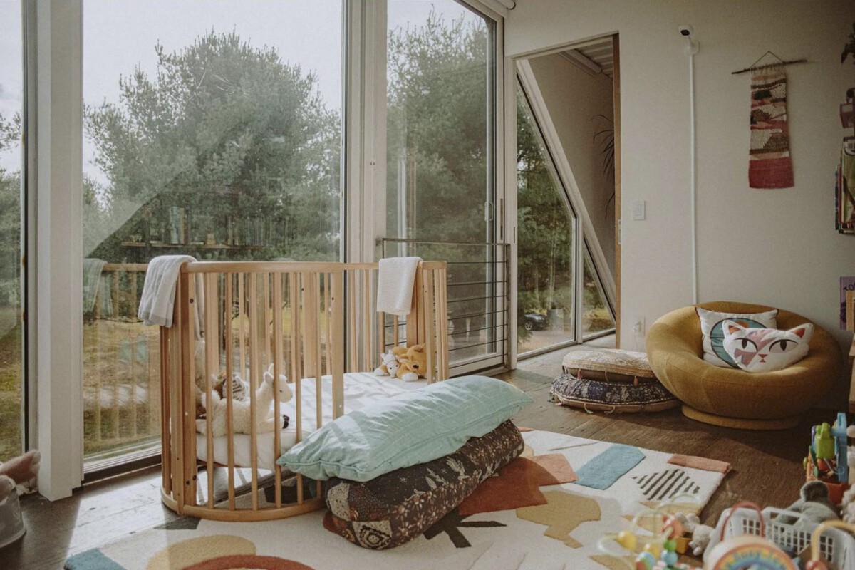delikatissen wood decks vintage storage picture window Nueva York modern shipping container house mid-century modern main bedroom living room kitchen interior vintage guest suite container decoración vintage decoracion con plantas color palette vintage Claverack casas recicladas casas modernas casa con contenedores casa con containers delikatissen wood decks vintage storage picture window Nueva York modern shipping container house mid-century modern main bedroom living room kitchen interior vintage guest suite container decoración vintage decoracion con plantas color palette vintage Claverack casas recicladas casas modernas casa con contenedores casa con containers