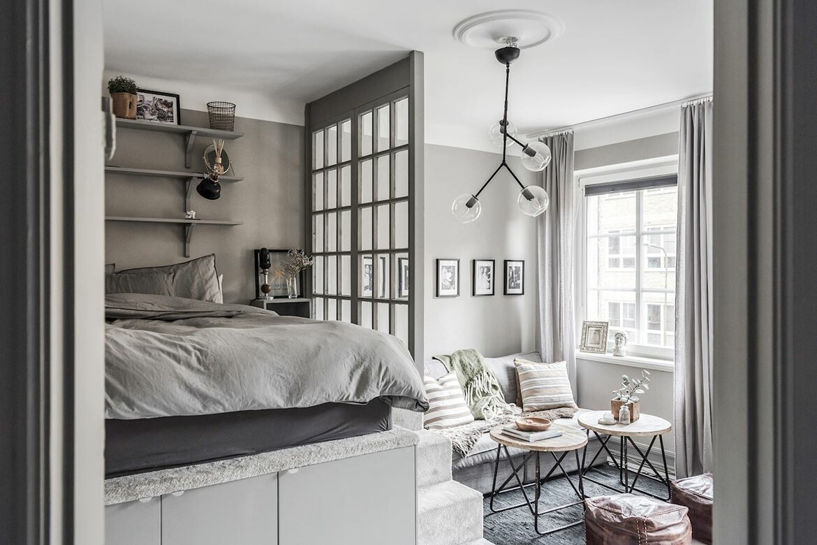 tiny apartments decor scandinavian tiny apartment decor scandinavian style pisos pequeños estilismo pisos pequeños decoración interiores mini piso decoración little apartment distribución de minipiso diseño estudio cama en alto cama de obra cajones bajo la caja almacenaje bajo la cama 