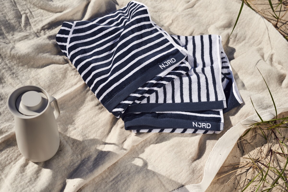 toallas diseño nórdico toallas de verano toallas de playa toallas de piscina toallas de diseño toallas de baño toallas bonitas textiles diseño nórdico sea towels scandinavian textiles scandinavian design towels scandinavian design textiles pool towles beach towels 