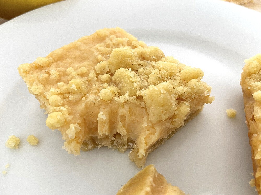 tarta facil tarta de limones tarta de frutas casera tarta crumble summer simple recipes recipe ideas potluck love baking lemons lemon tart lemon recipes lemon crumble pie lemon crumble bars lemon crumb bars fresh fruit crumble de limón crumble cake crumb bars bbq baking baker 