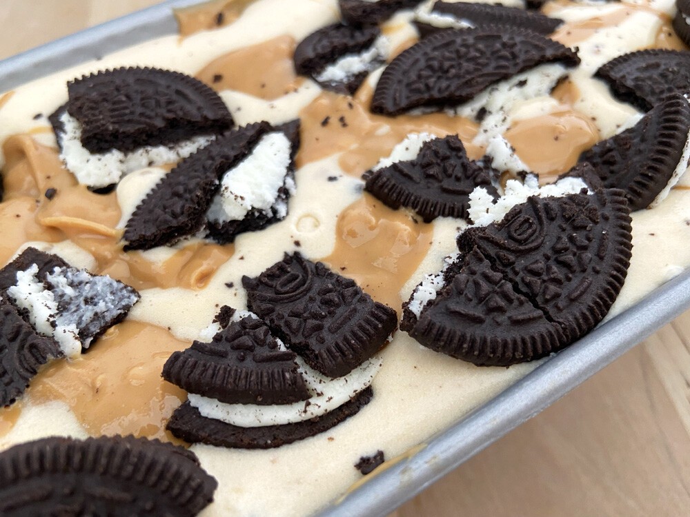 peanuts ice cream oreo ice cream no-churn peanut butter ice cream no churn ice cream ice cream home made ice cream helado sin heladera helado rápido helado fácil helado de nata helado de mantequilla de cacahuetes helado de crema de cacahuetes helado con oreo helado casero frozen treat easy ice cream 
