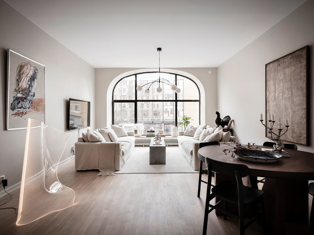 scandinavian elegant apartment scandi design muebles de diseño nórdico men scandi decor grandes ventanales casas en arco decoración masculina decoración elegante decoración de diseño apartamento sueco diseño 