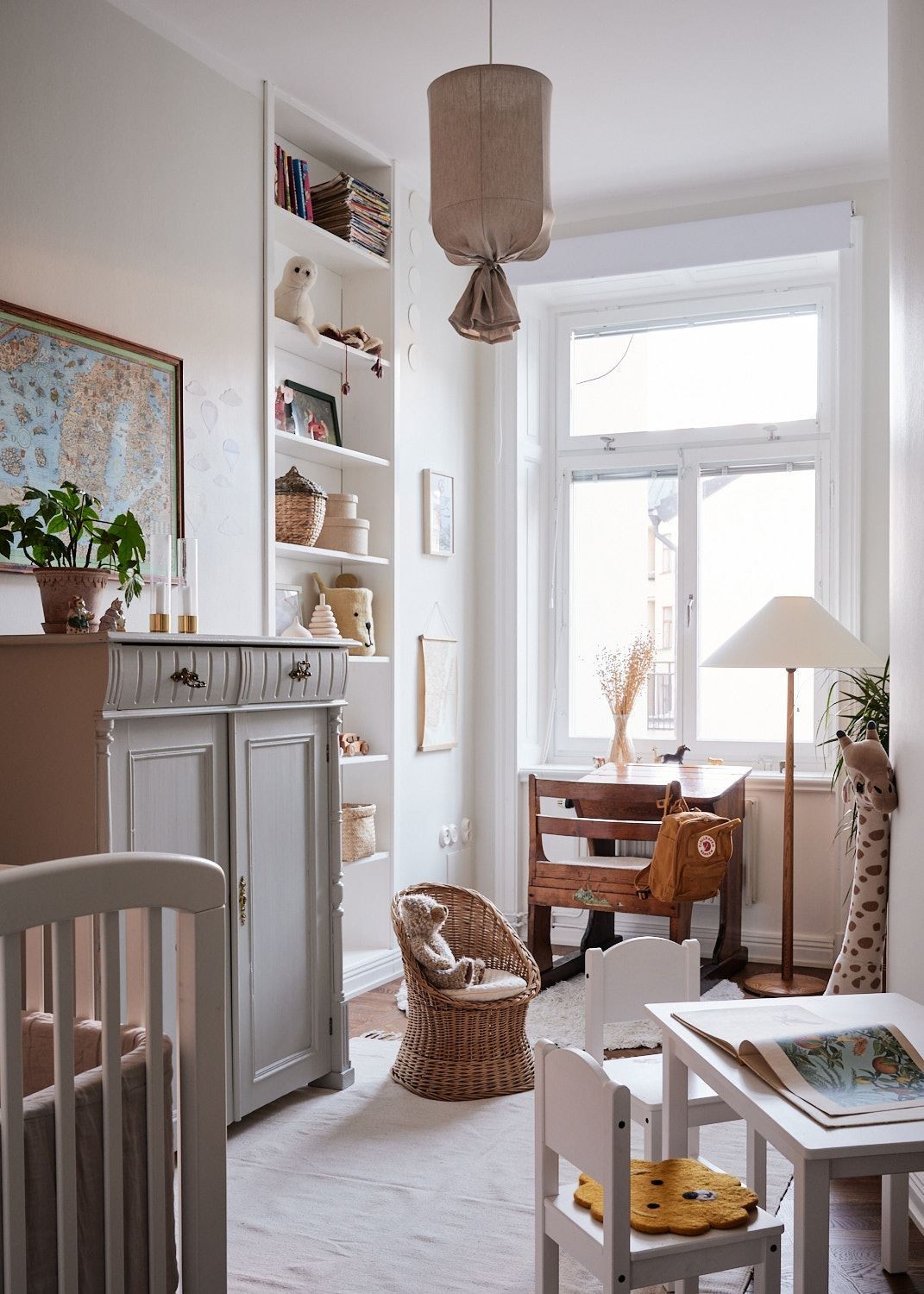 vintage scandinavian decor scandi classic interiors kids vintage decor decoración vintage decoración habitacion niños clásica decoración habitación infantil 