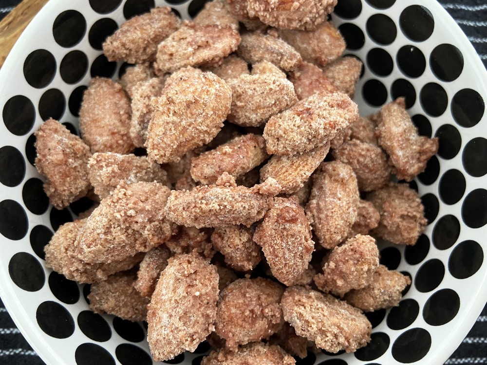 sweet crunchy almonds spanish caramelised almonds postres dulces de navidad dulces de almendra candied almonds 