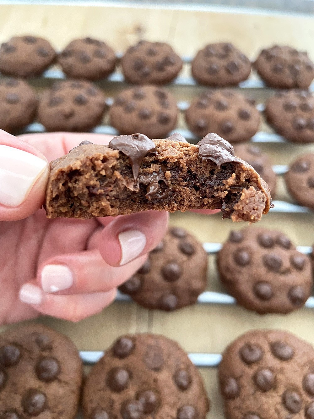 Galletas de chocolate rellenas de Nutella