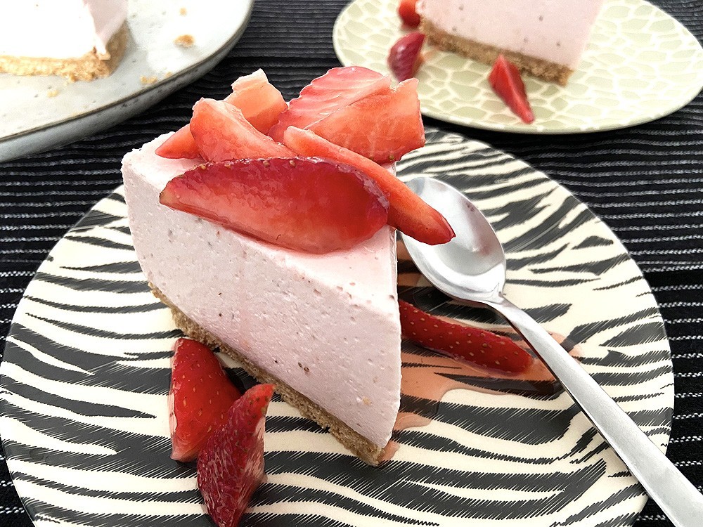 Tarta mousse de fresas