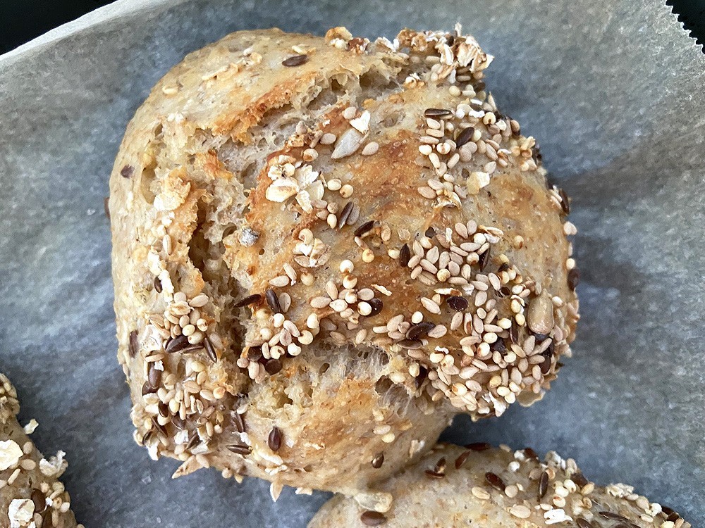 «Grødboller» (Receta danesa: panecillos de avena y semillas sin amasado)