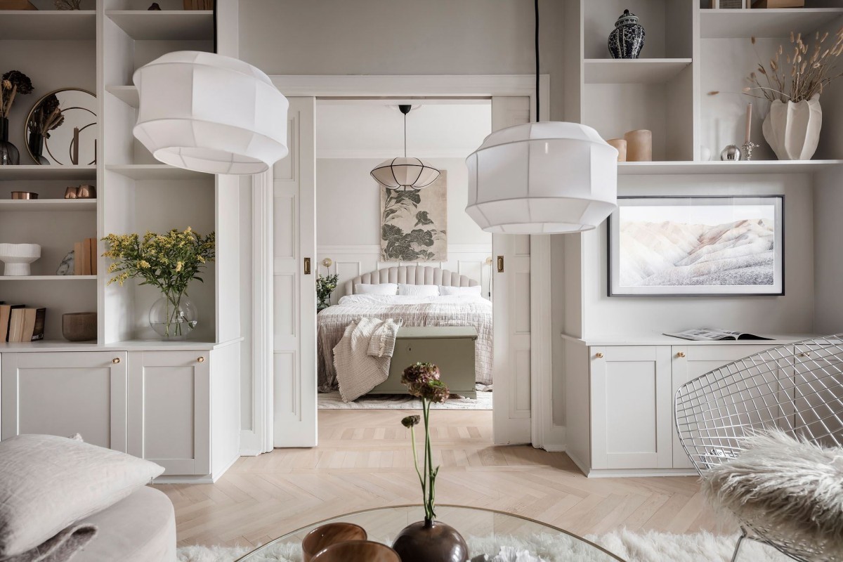 white doors sliding pocket doors sliding doors puetas correderas puertas dobles correderas puertas doble hoja puertas blancas estilo nórdico elegant doors double sliding doors diseño nórdico decoración nórdica decoración de interiores 