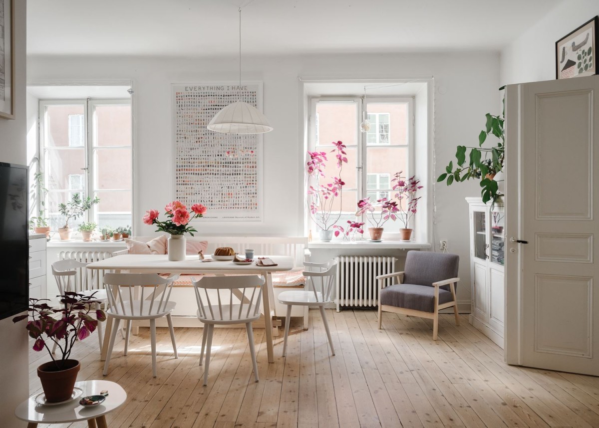 white kitchen scandi kitchen piso nórdico piso escandinavo open kichen interior pisos pequeños decoración nórdica decoración colorida colorful decor cocina blanca cocina acogedora cocina abierta 