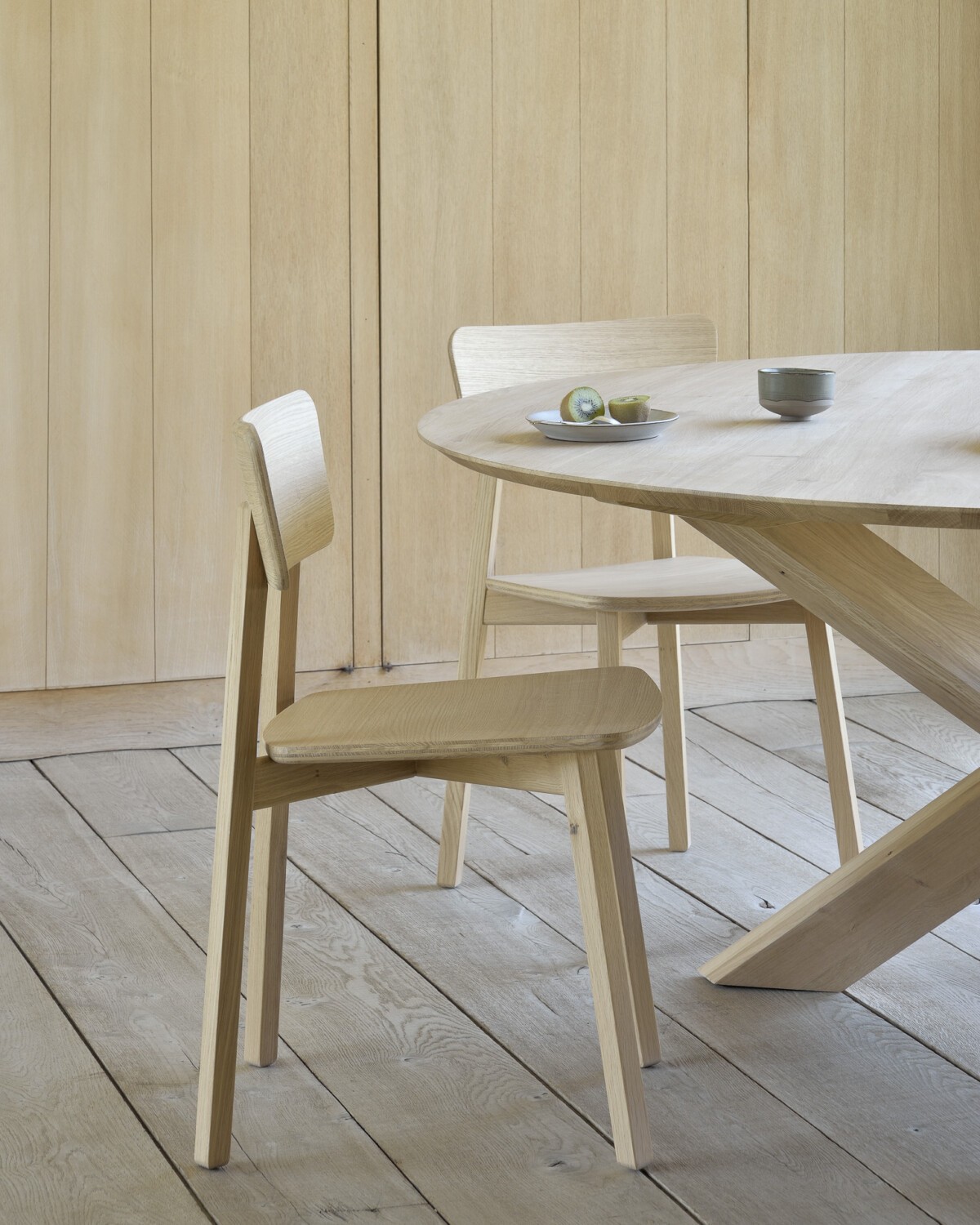wood design chair sillas sin brazos sillas ethnicraft sillas de roble aceitado sillas de madera sillas de líneas rectas sillas de diseño sillas de comedor oak chair ethnicraft chairt design chairs 