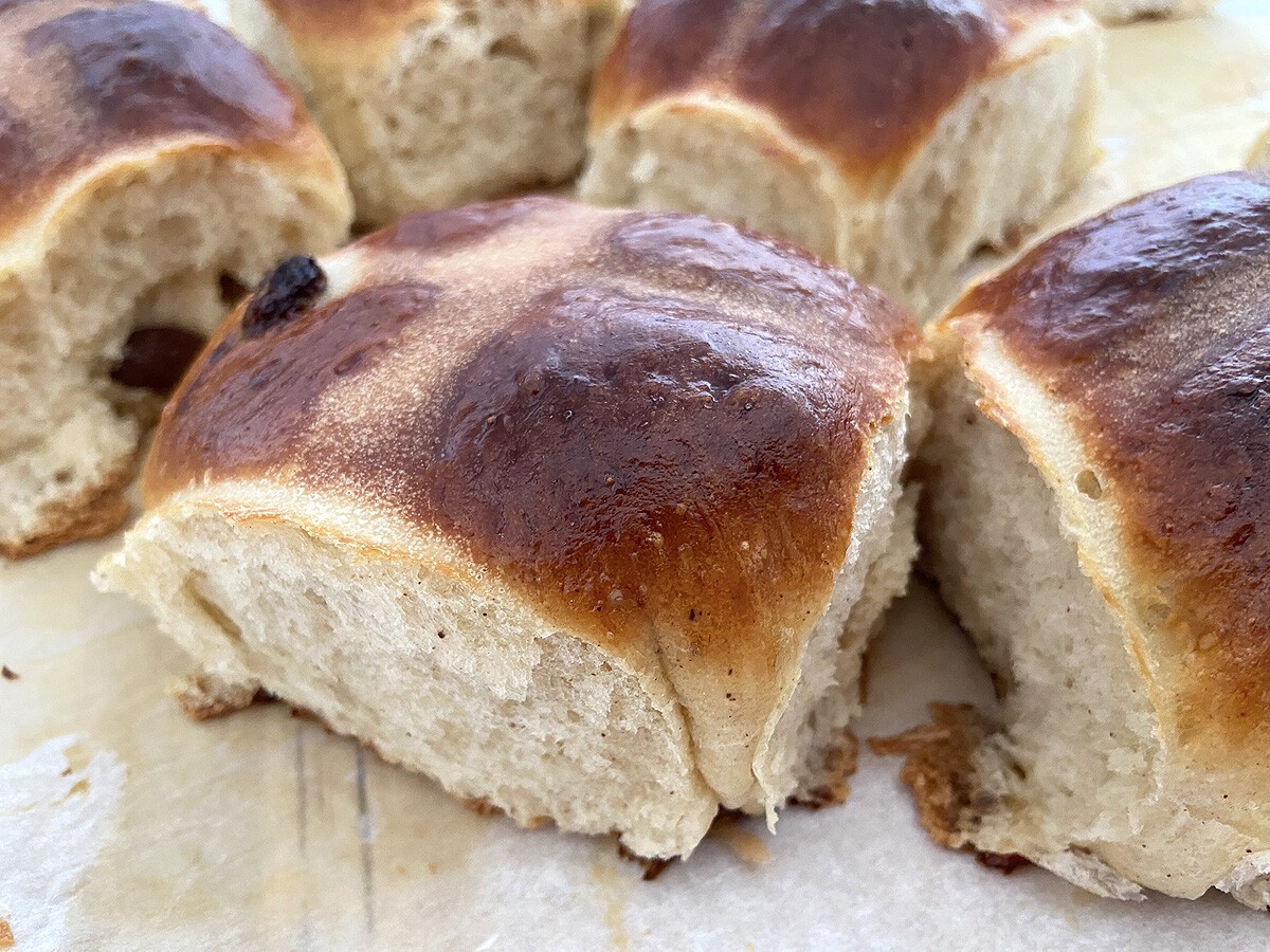 delikatissen sweet bread recetas delikatissen postres delikatissen pan dulce pan de semana santa pan de pascua pan casero Hot cross buns home made buns home made bread english recipe easter recipe easter bread dulce de pascua baking bread 