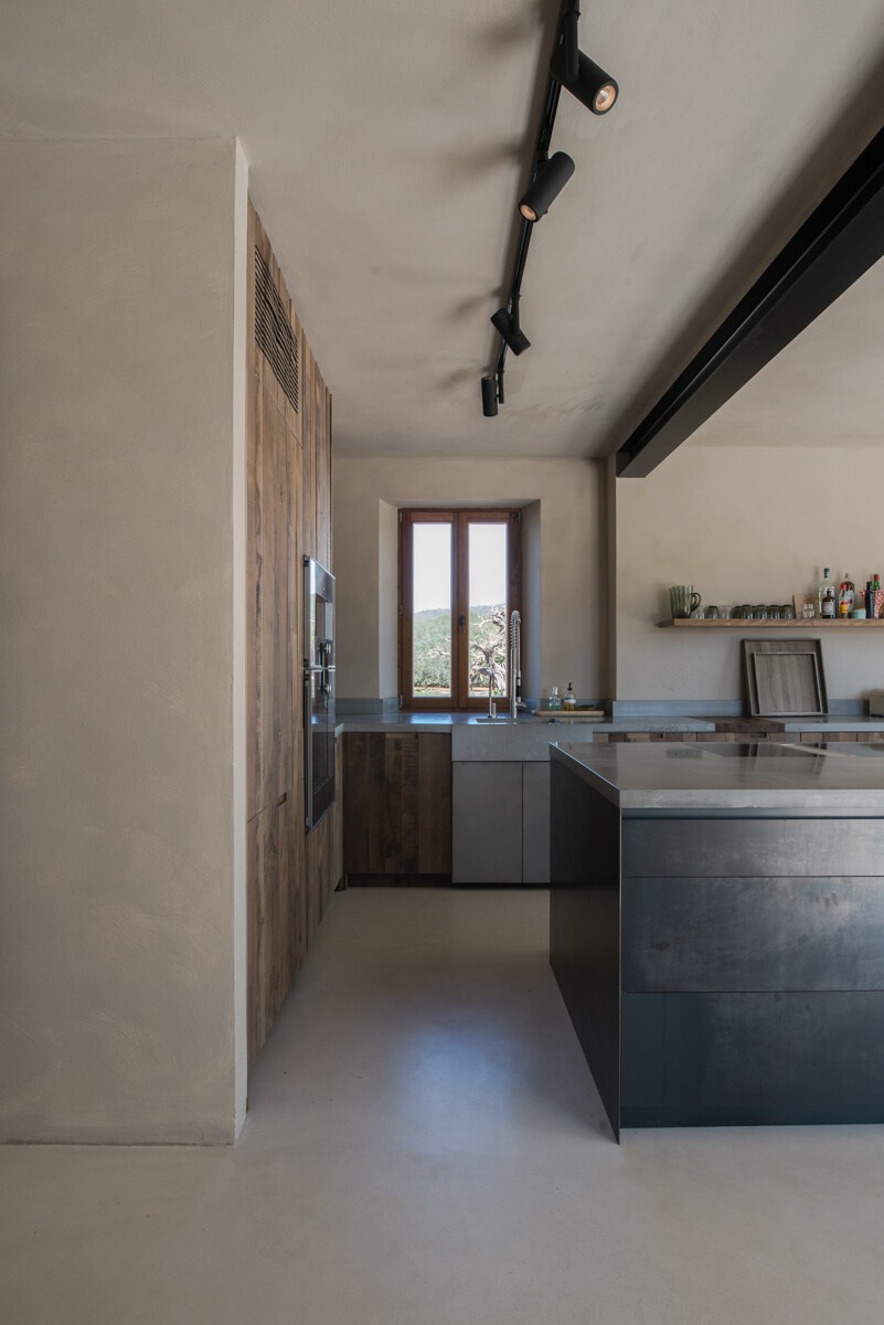 Casa de campo tradicional en Ibiza en clave contemporánea: una renovación  impresionante | delikatissen