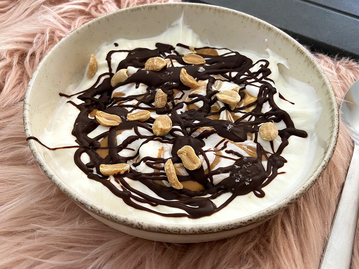 yogur griego recetas delikatissen postres delikatissen postre de yogur peanut butter frozen yogurt peanut butter pb dessert individual dessert greek yogurt dessert Frozen yogurt easy frozen yogurt dessert crema de cacahuete creamy dessert 