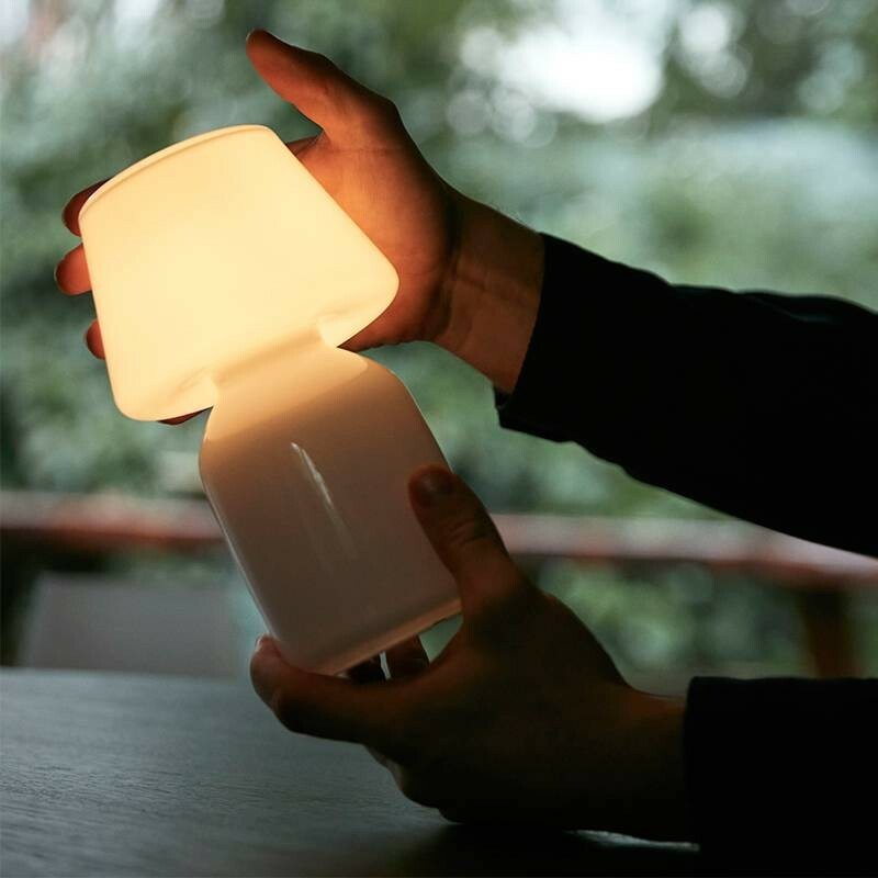 scandinavian rechargeable lamps portable lighting outdoor lamps nordic design lámparas recargables lámparas exterior interior decoration iluminación portátil iluminación ambiental escandinavo diseño nórdico decoración de interiores Apollo Portable Lamp ambient lighting 