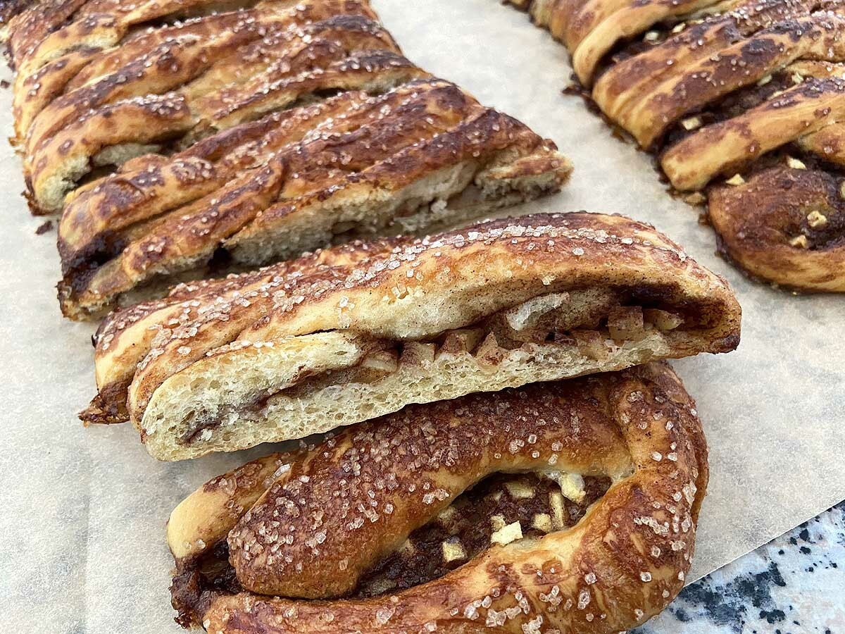 delikatissen trenza de manzana trenza de canela trenza danesa rollo de canela recetas delikatissen recetas de canela y manzana postres delikatissen kanelstang danish pastry cinamon danish 