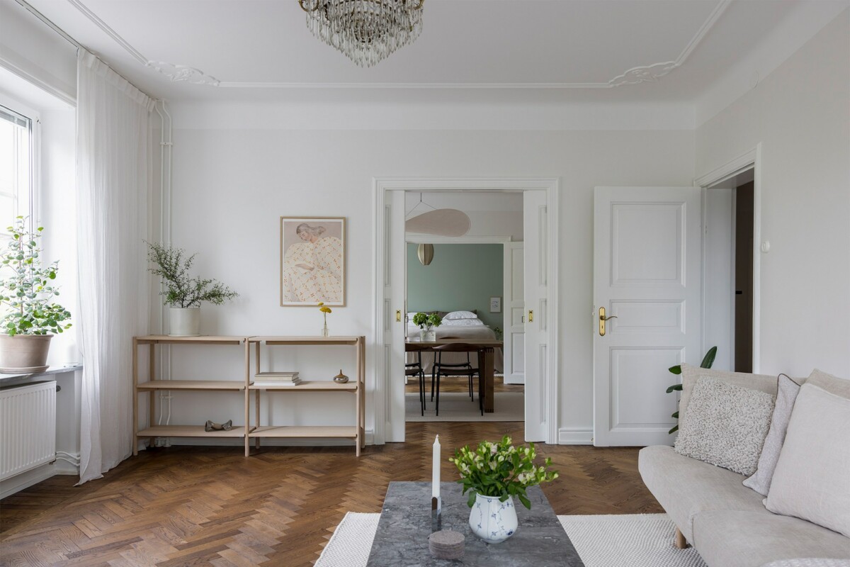 suelo de madera de roble maciza en espiga suelo de madera antiguo reparado sillas de diseño Silla CH88T - Carl Hansen estilo nórdico diseño nórdico diseño danés apartamento elegante nórdico escandinavo 