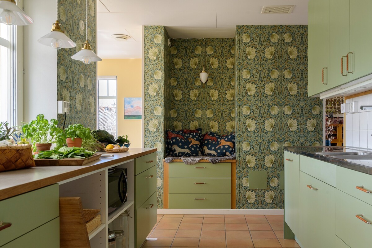 papel pintado floral verde Papel pintado papel de pared inglés papel de pared floral Morris & Co. estilo sueco rústico estilo rústico moderno estilo nórdico estilo escandinavo estilo campestre diseño nórdico decoración colorida 